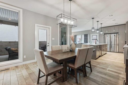 1544 Coalbanks Boulevard West, Lethbridge, AB - Indoor Photo Showing Dining Room