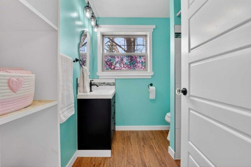 4717 2 Street West, Claresholm, AB - Indoor Photo Showing Other Room