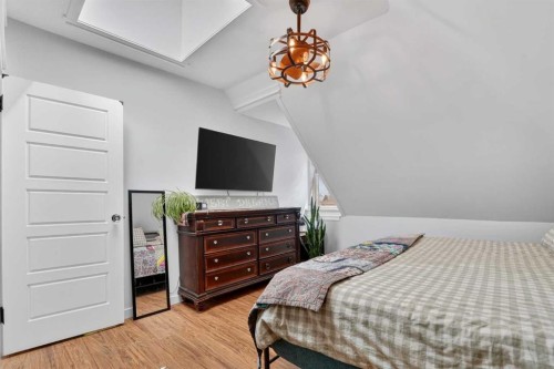 4717 2 Street West, Claresholm, AB - Indoor Photo Showing Bedroom