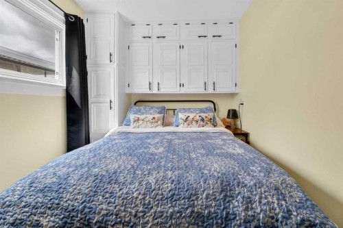 4717 2 Street West, Claresholm, AB - Indoor Photo Showing Bedroom