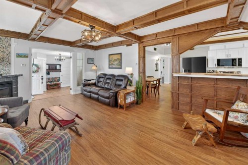 4717 2 Street West, Claresholm, AB - Indoor Photo Showing Living Room