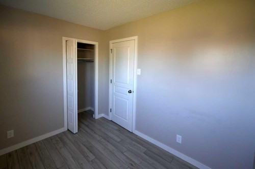 2501 13 Avenue North, Lethbridge, AB - Indoor Photo Showing Other Room