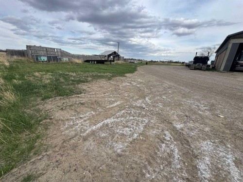 62011 21-0 Range, Rural Warner No. 5, County Of, AB 