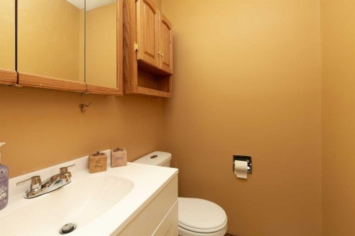 78 Pensacola Court West, Lethbridge, AB - Indoor