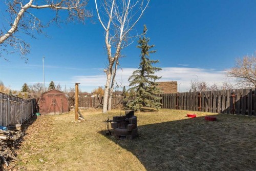 78 Pensacola Court West, Lethbridge, AB - Outdoor