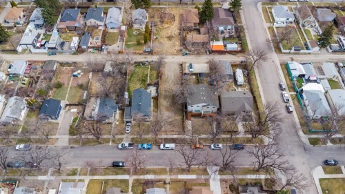 809 12 B Street North, Lethbridge, AB 