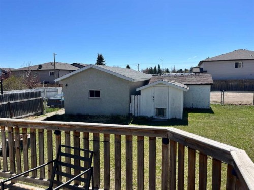 2119 17A Avenue, Coaldale, AB - Outdoor With Exterior