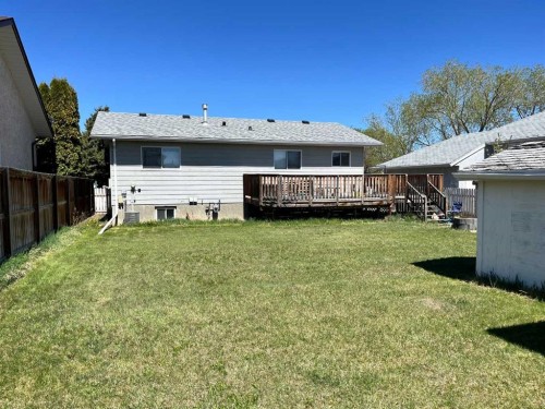 2119 17A Avenue, Coaldale, AB - Outdoor With Deck Patio Veranda