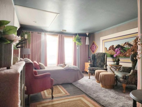 20 Deer Path Meadow, Fort Macleod, AB - Indoor Photo Showing Living Room