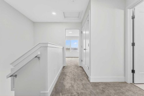 2537 16 Avenue, Coaldale, AB - Indoor Photo Showing Other Room