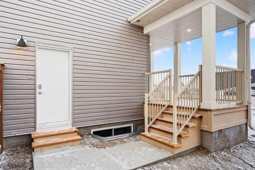 2537 16 Avenue, Coaldale, AB - Outdoor With Exterior