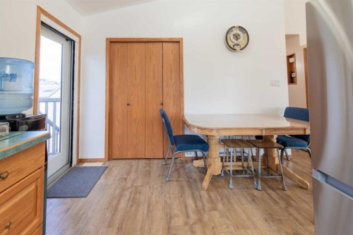 1118 25 Avenue, Coaldale, AB - Indoor Photo Showing Dining Room
