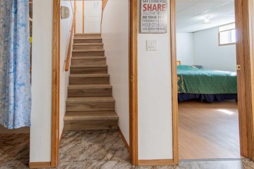 1118 25 Avenue, Coaldale, AB - Indoor Photo Showing Other Room