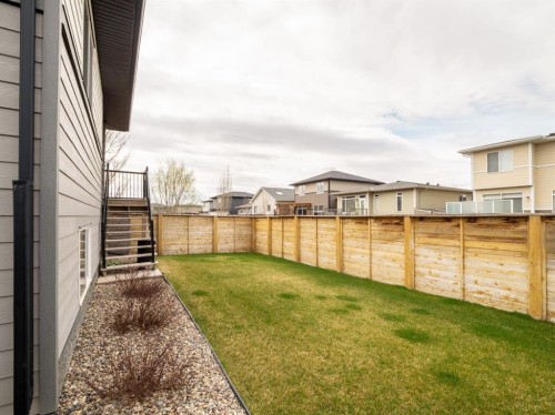 502 Devonia Road West, Lethbridge, AB - Outdoor