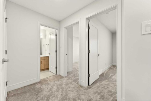 2541 16 Avenue North, Coaldale, AB - Indoor Photo Showing Bedroom