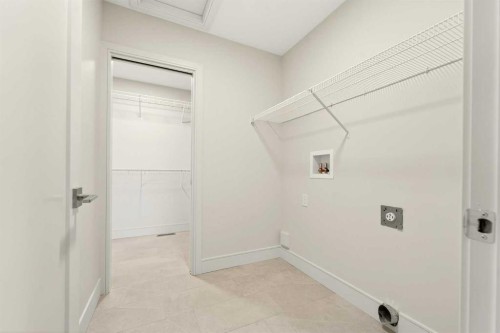 2541 16 Avenue North, Coaldale, AB - Indoor Photo Showing Other Room