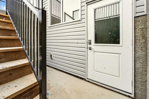 2541 16 Avenue North, Coaldale, AB - Indoor