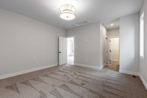 550 Malahat Green West, Lethbridge, AB - Indoor Photo Showing Other Room