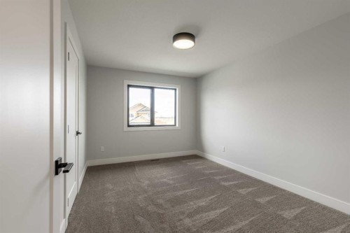 550 Malahat Green West, Lethbridge, AB - Indoor Photo Showing Other Room