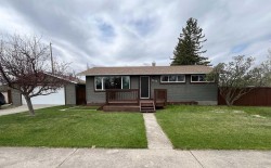 2619 5 Avenue Fort Macleod, AB T0L 0Z0
