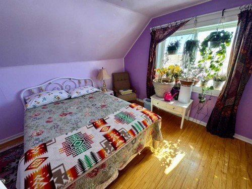 70078 Rr 253, Fort Macleod, AB - Indoor Photo Showing Bedroom