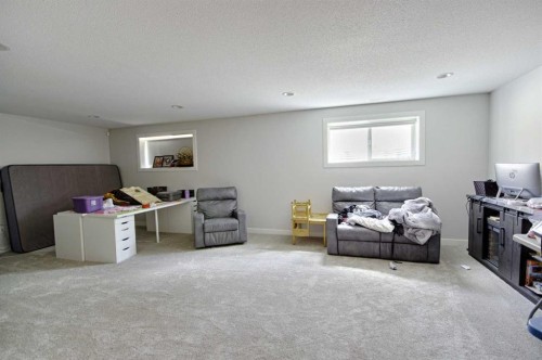 807 Sunset Place, Picture Butte, AB - Indoor