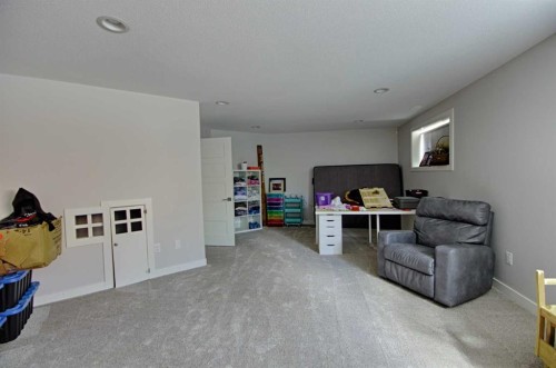 807 Sunset Place, Picture Butte, AB - Indoor