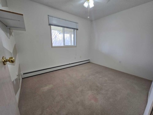 312-485 Red Crow Boulevard West, Lethbridge, AB - Indoor Photo Showing Other Room
