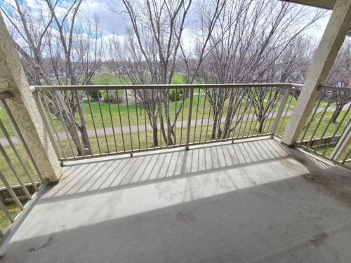 312-485 Red Crow Boulevard West, Lethbridge, AB - Outdoor