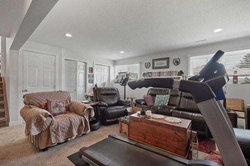 120 S 50 West, Raymond, AB - Indoor Photo Showing Other Room