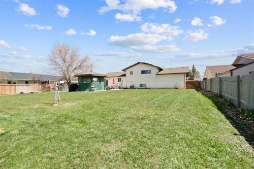 120 S 50 West, Raymond, AB - Outdoor