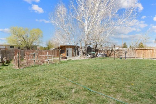 120 S 50 West, Raymond, AB - Outdoor