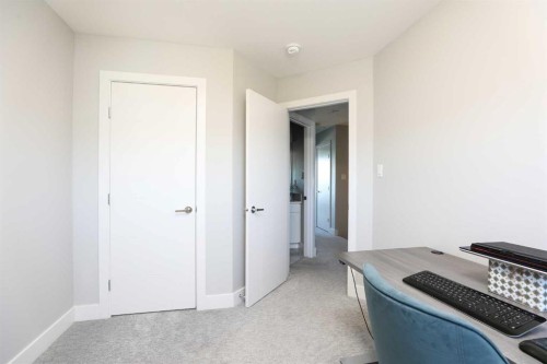 4355 Fairmont Gate South, Lethbridge, AB - Indoor Photo Showing Other Room