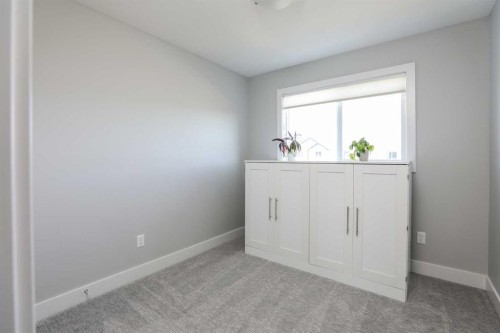 4355 Fairmont Gate South, Lethbridge, AB - Indoor Photo Showing Other Room