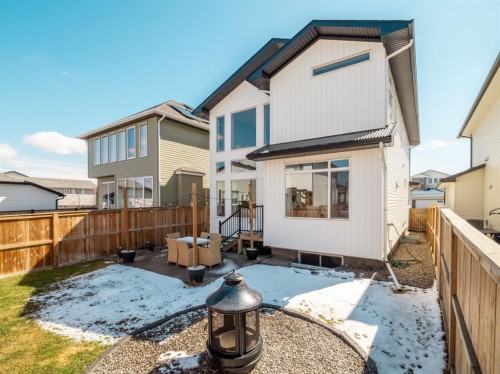 653 Aquitania Boulevard West, Lethbridge, AB - Outdoor