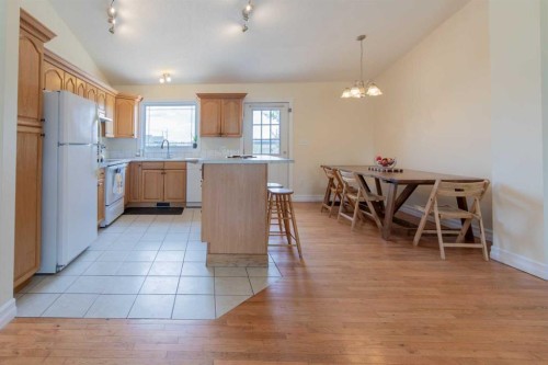 241 N 250 E, Raymond, AB - Indoor