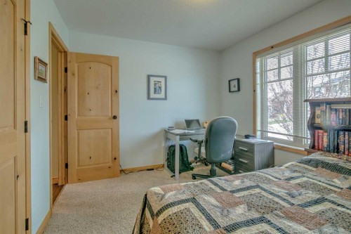 100 Canyoncrest Point West, Lethbridge, AB - Indoor