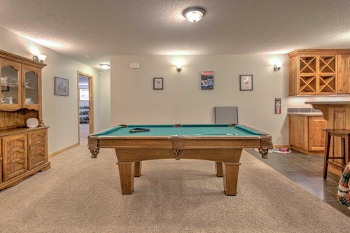 100 Canyoncrest Point West, Lethbridge, AB - Indoor Photo Showing Other Room