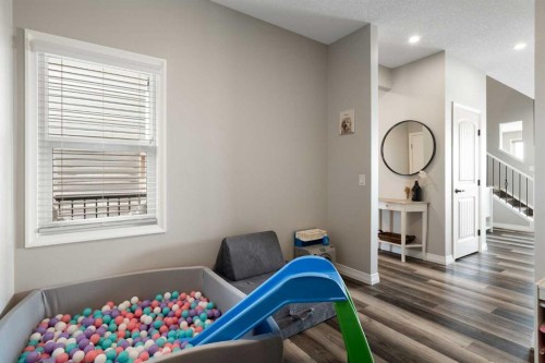 700 Seton Circle Se, Calgary, AB - Indoor