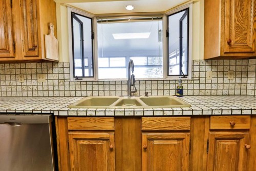 86 Chippewa Crescent West, Lethbridge, AB - Indoor