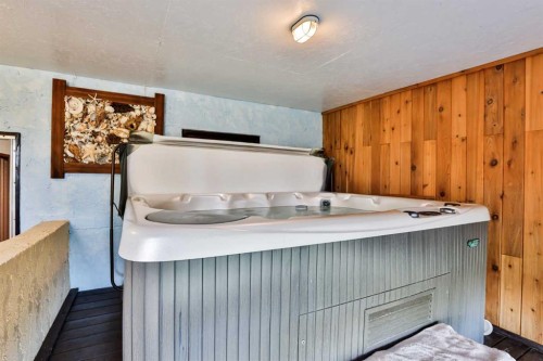 86 Chippewa Crescent West, Lethbridge, AB - Indoor