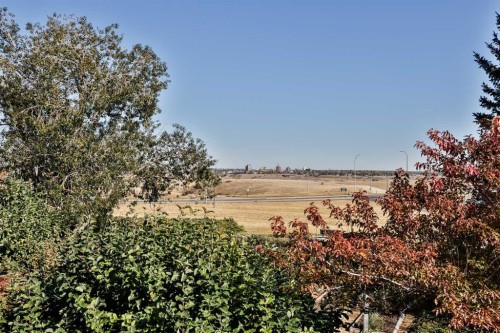 86 Chippewa Crescent West, Lethbridge, AB - Outdoor With View