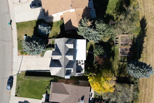 86 Chippewa Crescent West, Lethbridge, AB - Outdoor