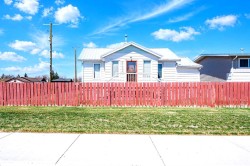 5103 41 Ave Taber, AB T1G 1B2