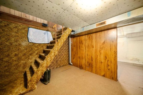 5103 41 Ave, Taber, AB - Indoor Photo Showing Other Room