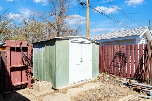 5103 41 Ave, Taber, AB - Outdoor