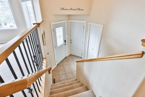 404 Lynx Crescent North, Lethbridge, AB - Indoor Photo Showing Other Room