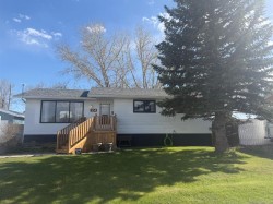 334 McEwan St. Granum, AB T0L 1A0