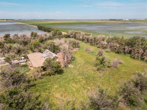 202001 8-0 Township, Rural Lethbridge County, AB 