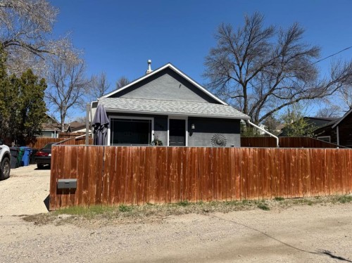 1241 8 Avenue South, Lethbridge, AB - Outdoor